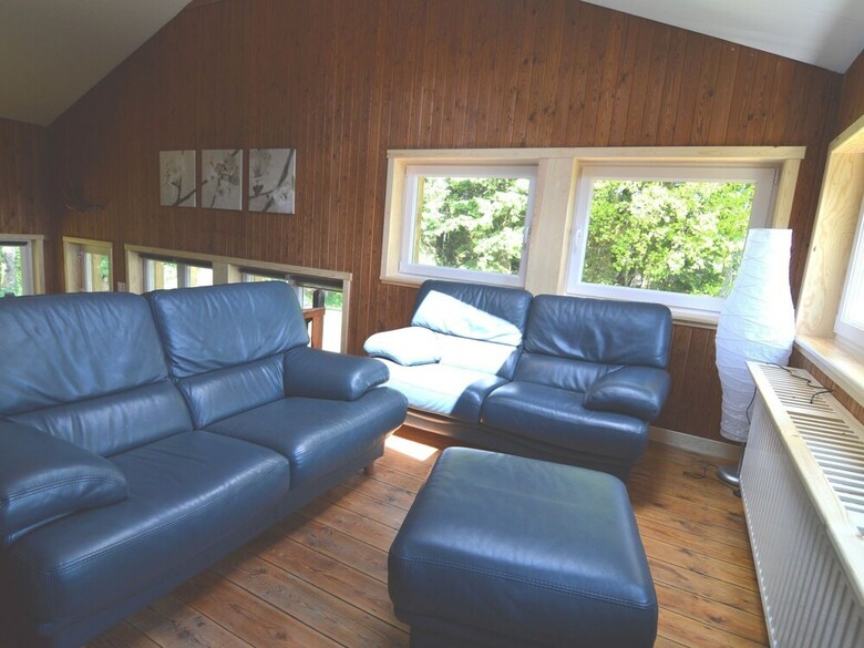 Welcoming Cottage Near Forest In Hatrival
