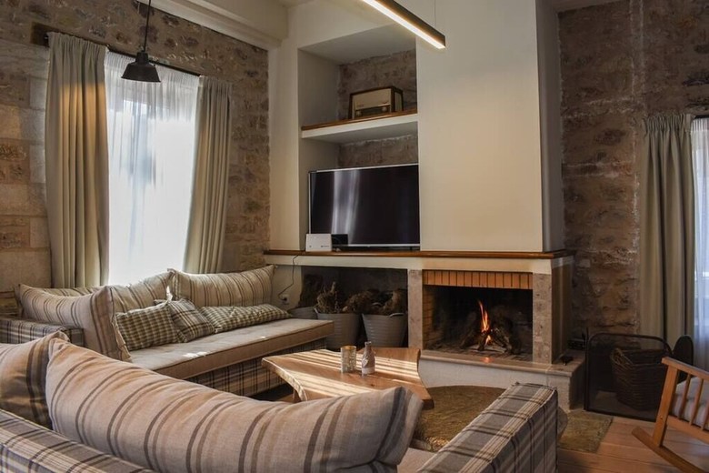 Theonimfi Stone Villa In Mountain Paradise