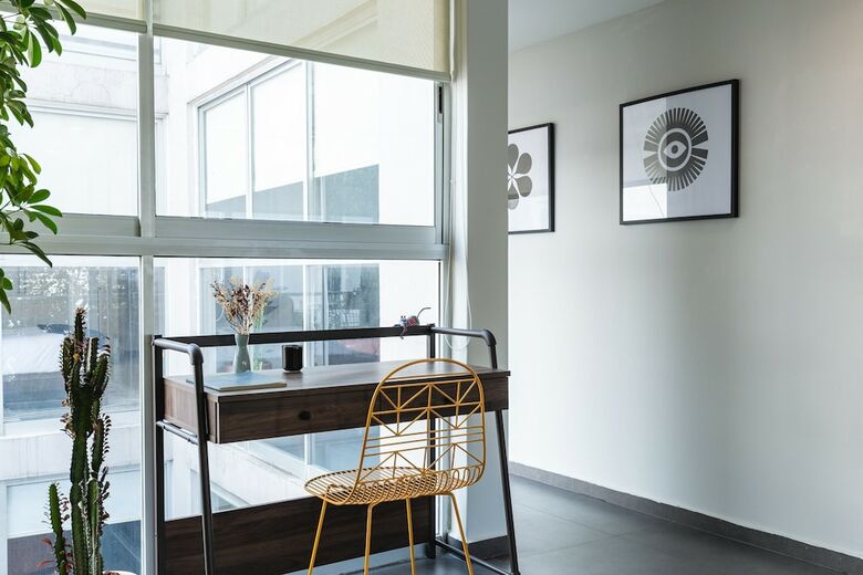 Bright 2br Condesa Apartment With Balcony