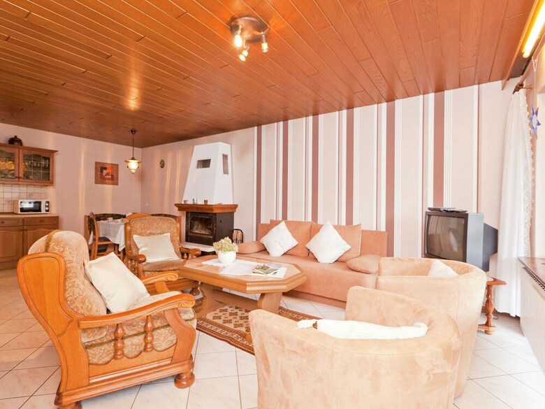Beautiful Apartment On A Farm With Terrace In Loogh