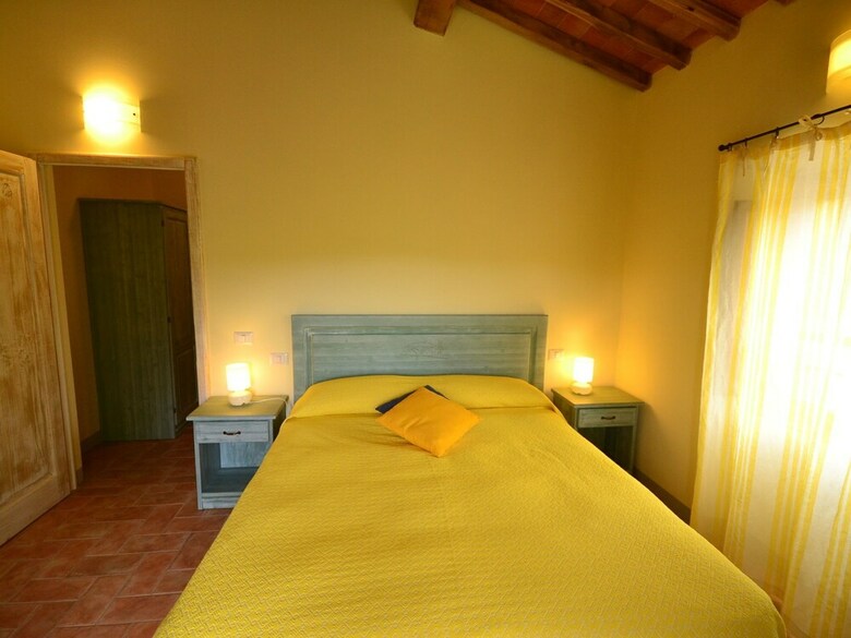 Beautiful Accommodation In Elegant Farmhouse With Pool And Breathtaking Views