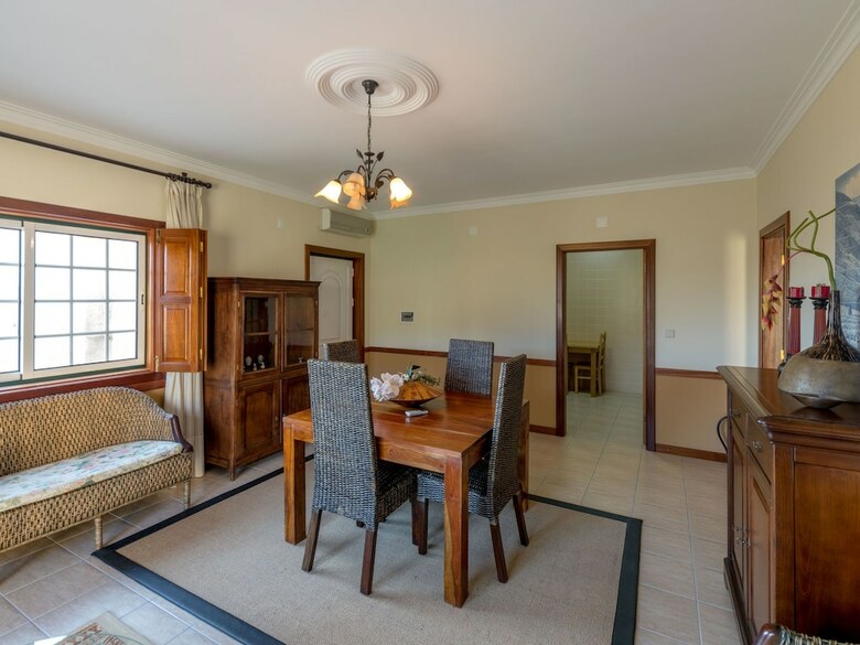 Cozy Cottage In Vila Flor With Swimming Pool