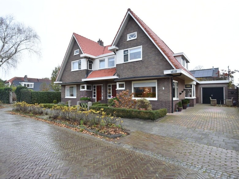 Modern Apartment In de Wijk With Private Terrace