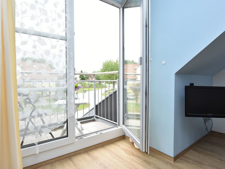 Splendid Apartment In Pepelow Near Sea