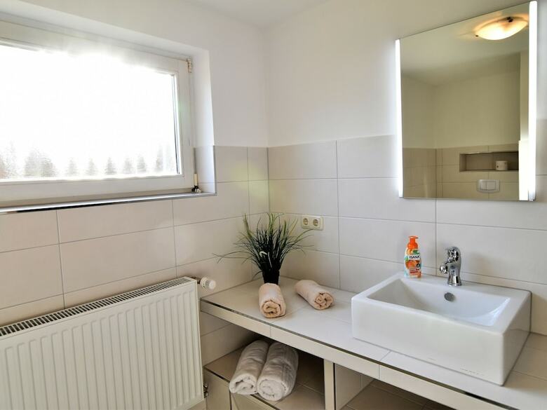 Luxurious Apartment In G�gelow With Garden