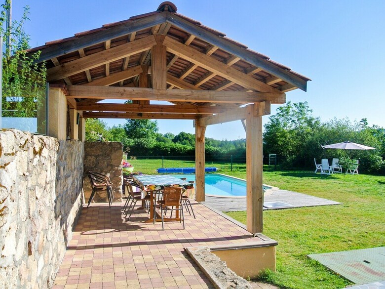 Restored Barn In Privat Domain With Pool And 2 Lakes