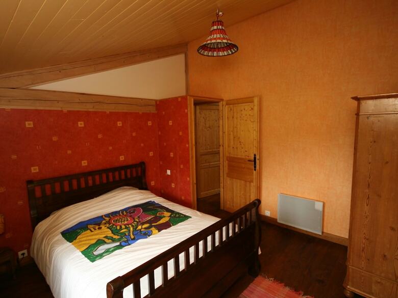 Restored Barn In Privat Domain With Pool And 2 Lakes