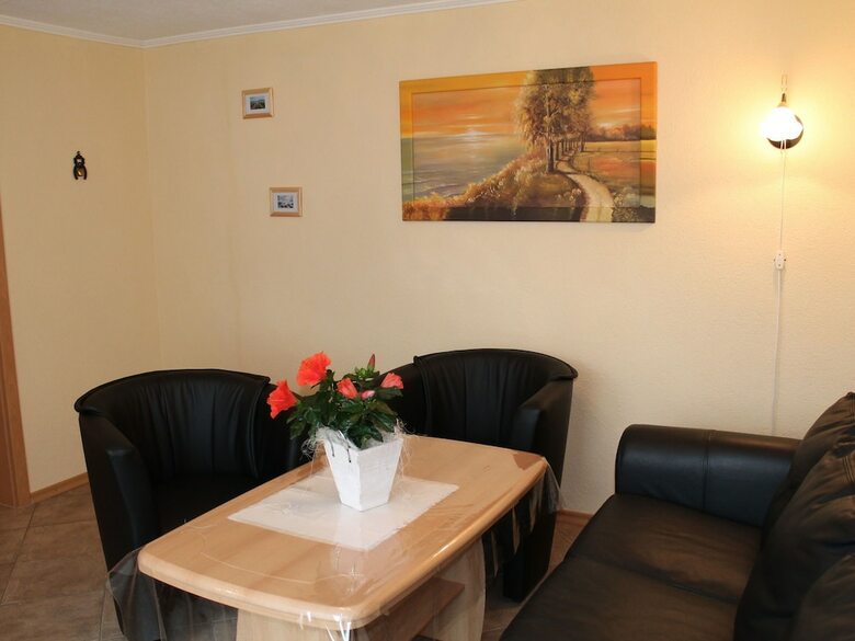 Beachside Apartment In Pepelow With Private Terrace