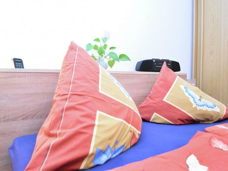 Cozy Apartment In Oelsnitz With Ore Mountains View