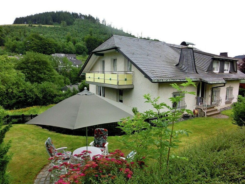 Modern Apartment In Schwalefeld With Garden