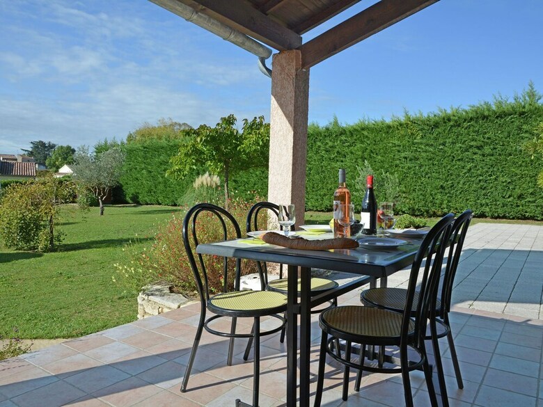 Cozy Villa In Saint-victor-de-malcap With Swimming Pool
