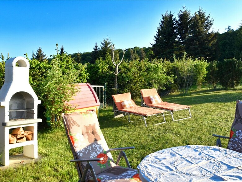 Modern Holiday Home In G�ntersberge With Fish Pond