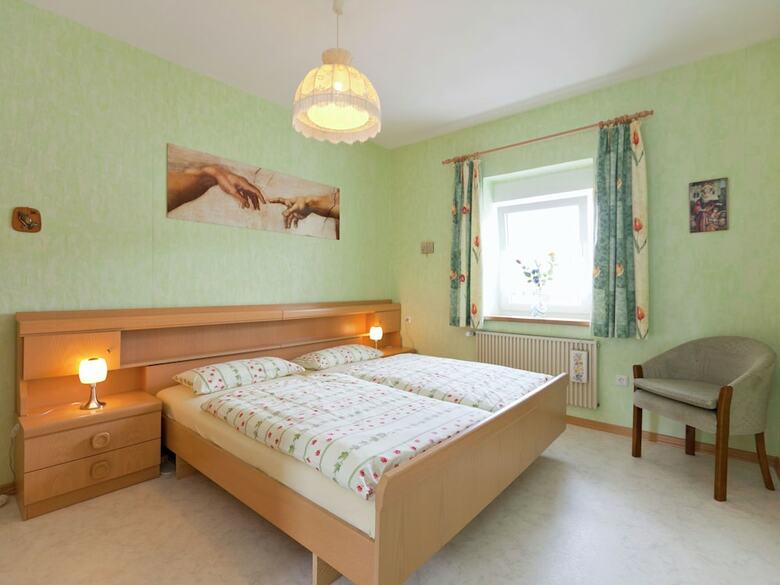 Cozy Apartment With Terrace, Patio,heating, Parking,bicycles