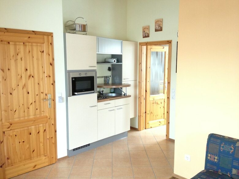 Comfortable Apartment In Meisburg Eifel Near Watermill