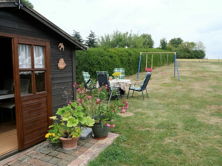 Cozy Apartment In Strotzb�sch Near Eifel Center