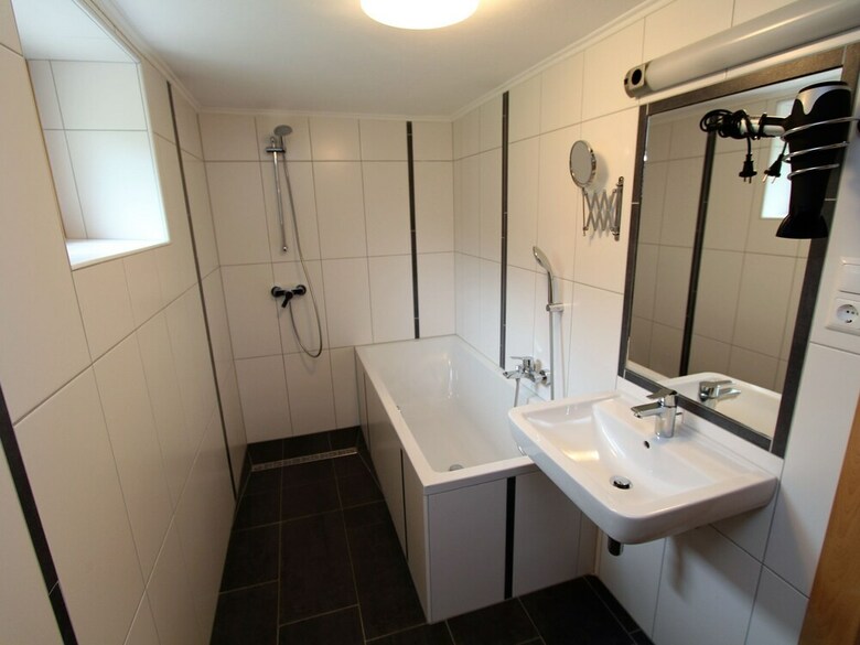 Cozy Chalet Near Ski Area In Stall