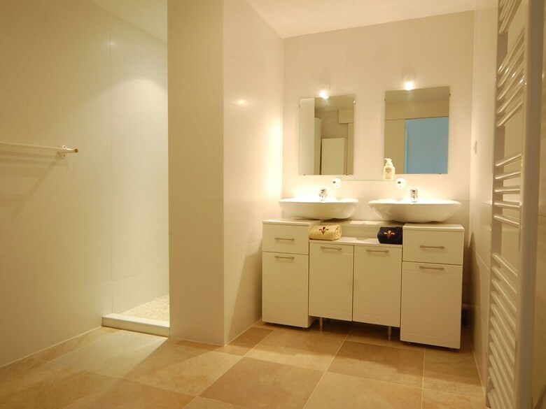 Spacious Luxury Villa With Private Heated Pool And Sauna At An Golf Course