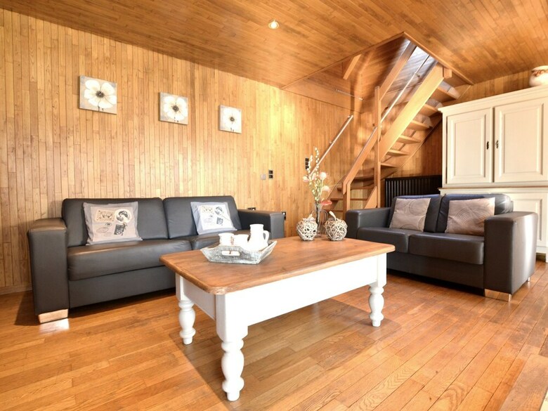 Spacious Holiday Home Near Forest In Peer