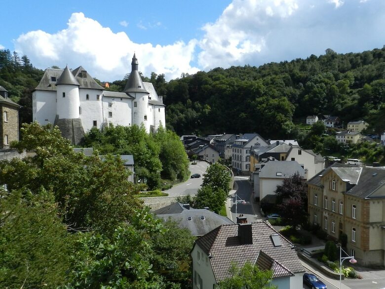 Cozy Holiday Home In Boevange-clervaux With Garden
