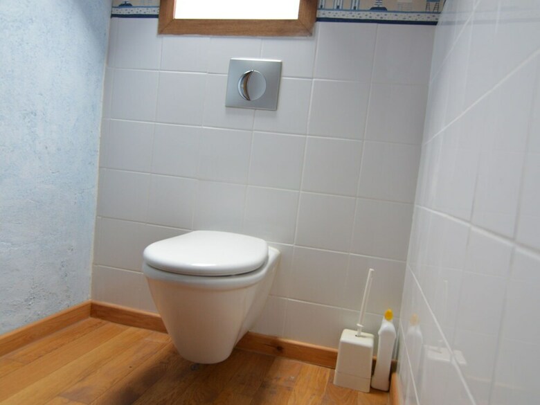 Cozy Holiday Home In Hondschoote With Terrace