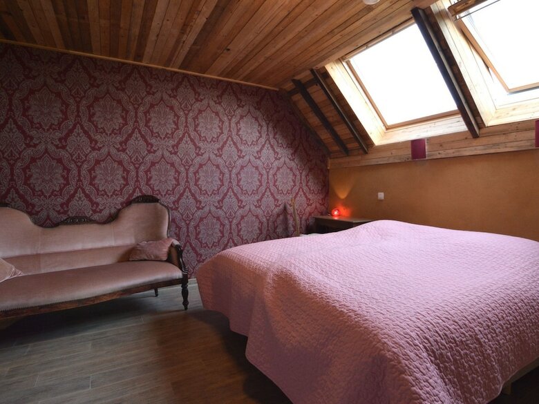 Quaint Cottage In Hombourg Near Forest