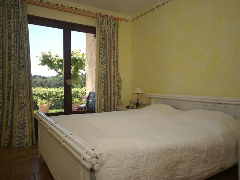 Charming Villa In Vence With Swimming Pool