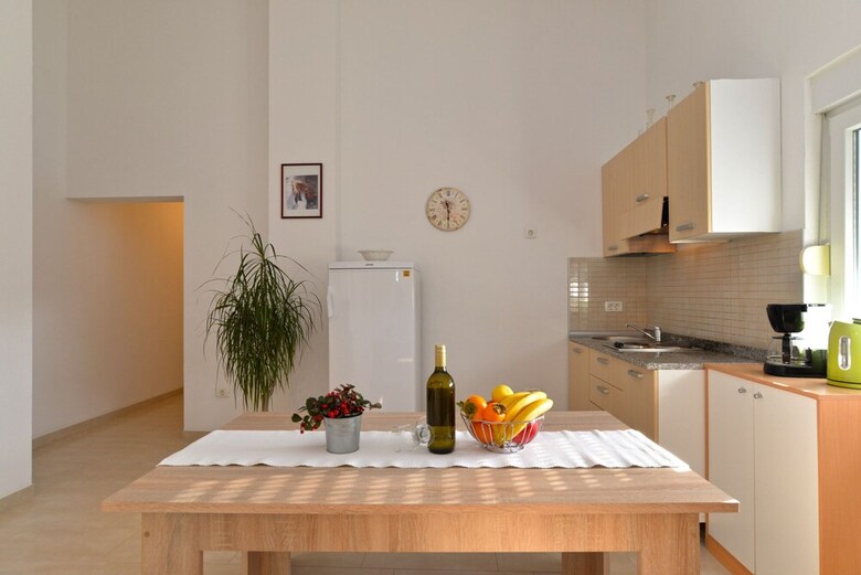 Apartment 1773