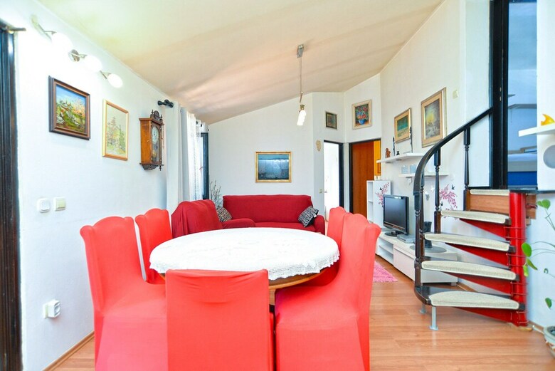 Apartment 1791