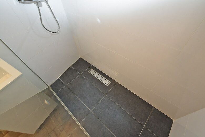 Apartment 1811