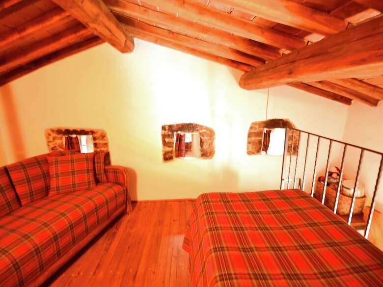 Beautiful Cottage In Pescia With Jacuzzi