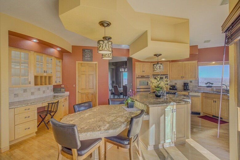 Apartamentos Skyway-extravagant & Luxury Views W/deck & Bar