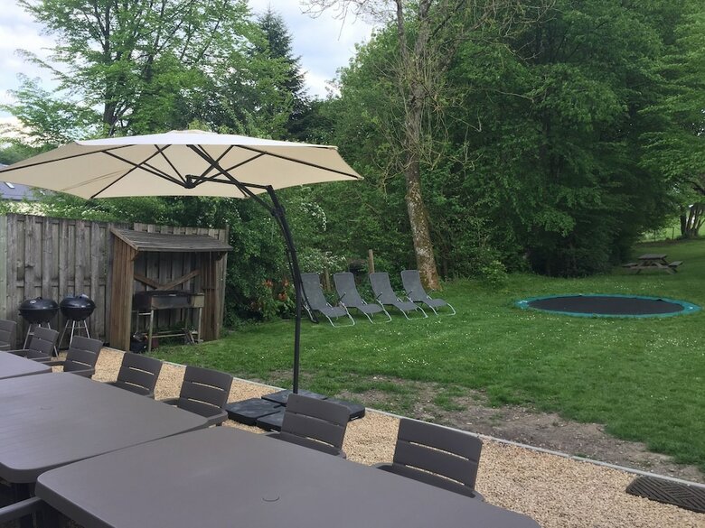 Beautiful Group House With Large Garden And 2 Terraces
