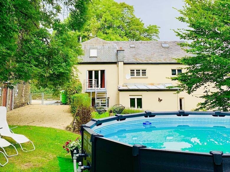 Beautiful Group House With Large Garden And 2 Terraces