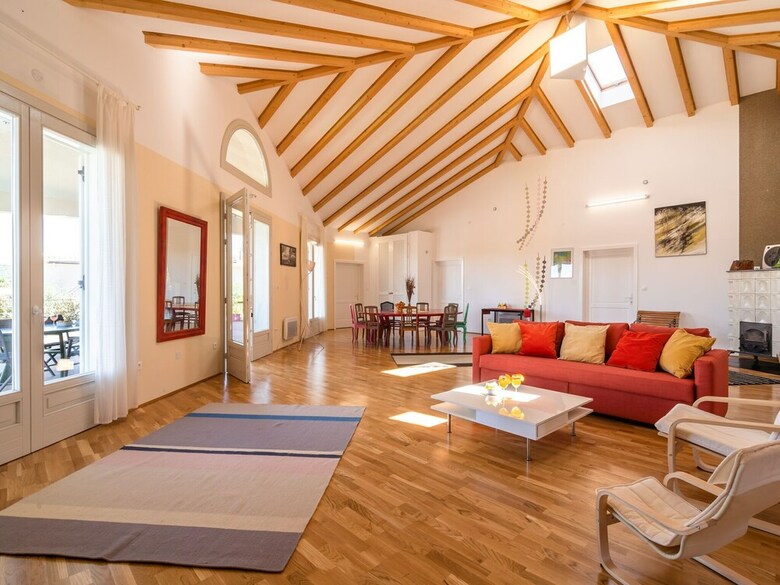 Luxury Villa With Private Swimming Pool In Oupia