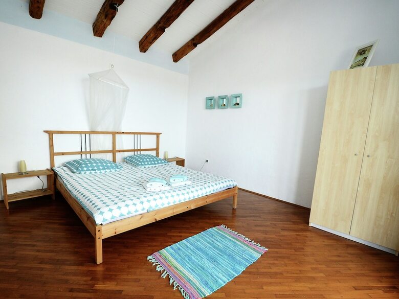 Lovely Villa In Ka?telir Croatia With Private Pool