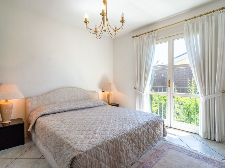 Luxurious Holiday Home In Verbania With Balcony