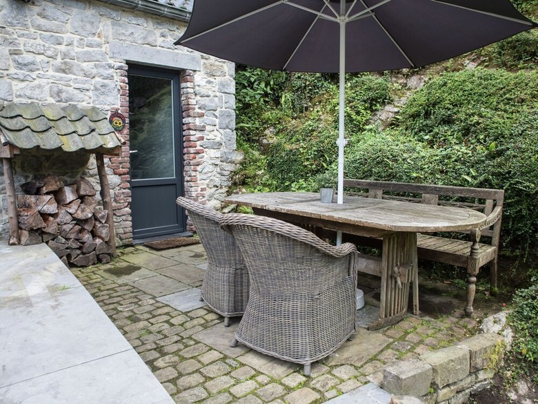 Modern Cottage In Marchin With Swimming Pool
