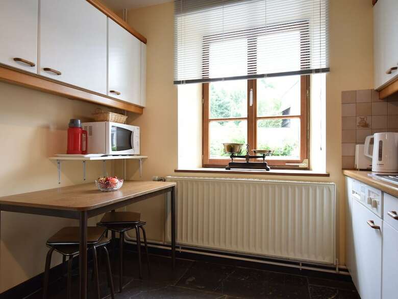 Authentic Cottage In Weris With Private Garden