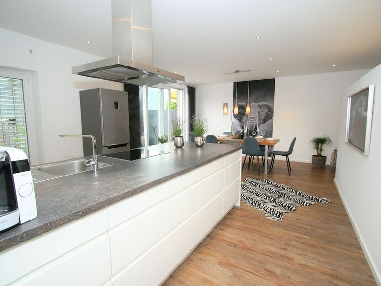 Modern Apartment In Niedernsill With Terrace