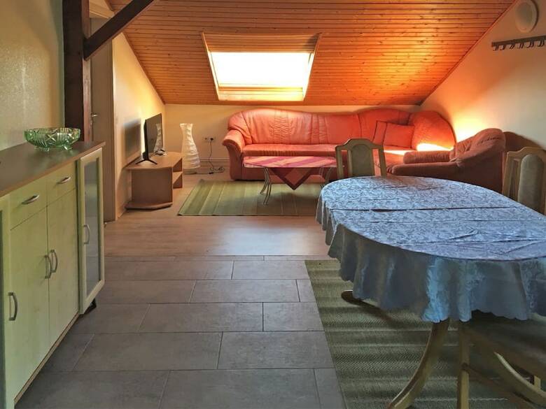 Beautiful Apartment In Ellar With Terrace, Bbq, Deckchairs