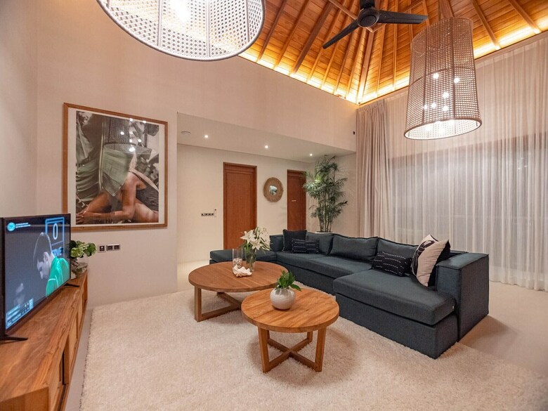 Hotel Arama Villas