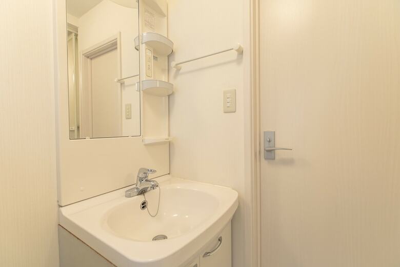 Minamiikebukuro Wide Apartment