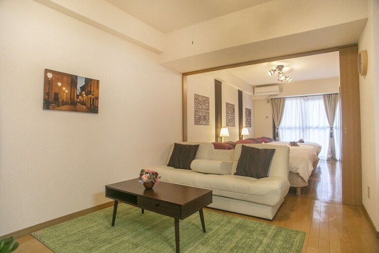 Shinsaibashi-house B