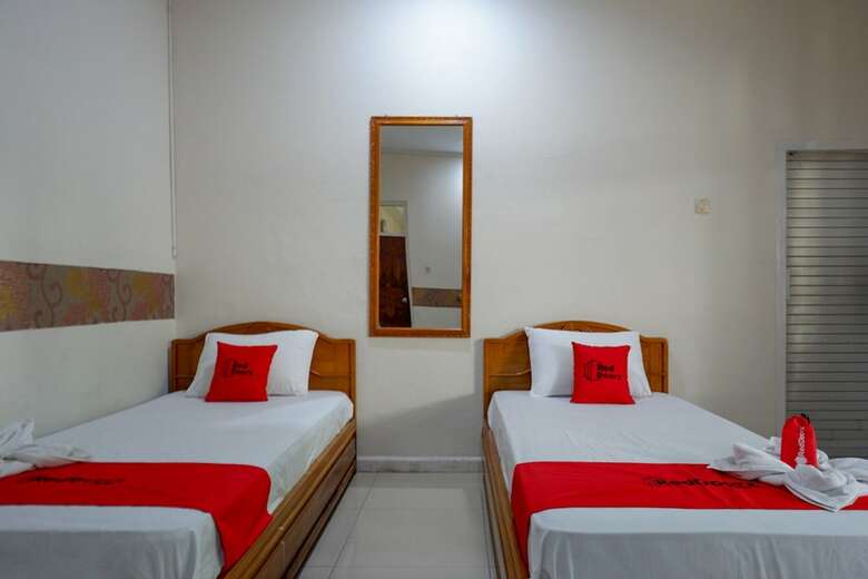 Reddoorz Plus @ Alam Raya Hotel