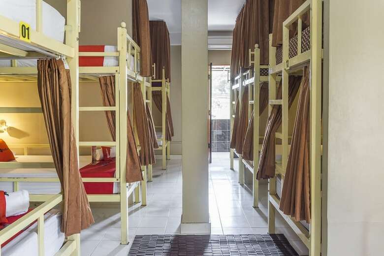 Hotel Reddoorz Hostel Near Ubud Palace