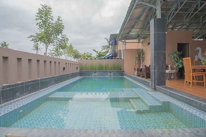 Reddoorz Hostel @ Grand Pangandaran