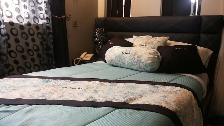 Hotel Pent House Inn Namugongo
