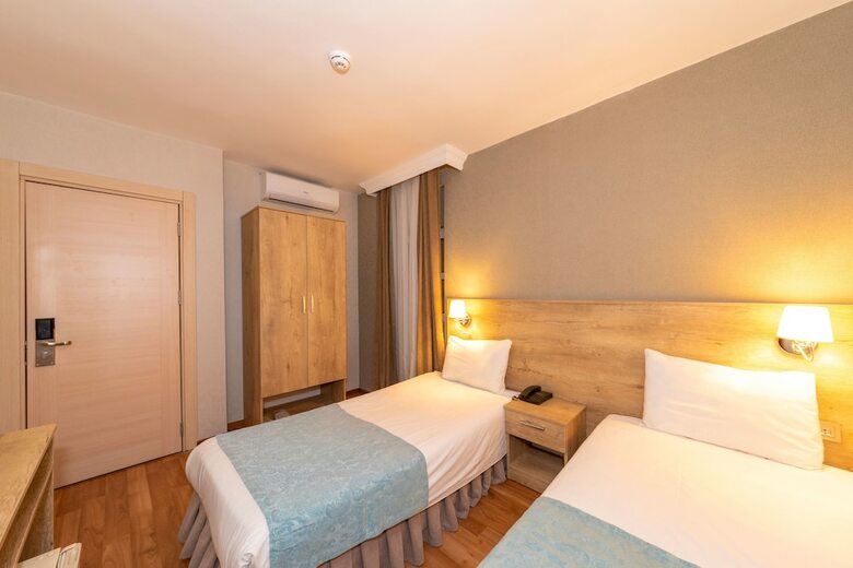Sunlight Hotel