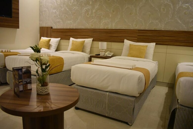 Snood Alnoor Hotel