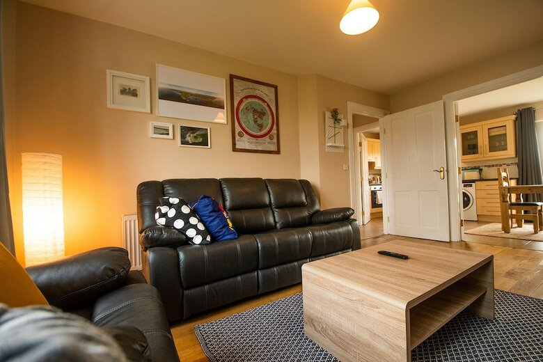 Modern Central Three Bedroom House
